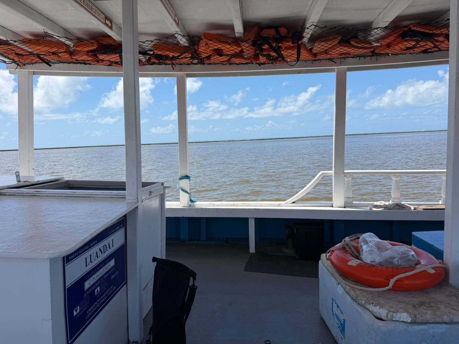 Área da embarcação LUANDA I antes da reforma